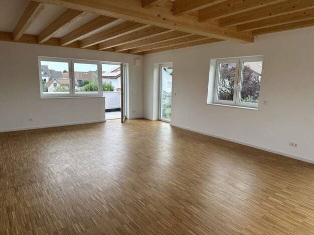Penthouse zur Miete 1.700 € 2,5 Zimmer 124 m² 2. Geschoss frei ab 01.04.2026 Gießen 35396