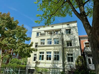 Mehrfamilienhaus zum Kauf als Kapitalanlage geeignet 1.200.000 € 573,7 m² 370 m² Grundstück Lübeck 23564