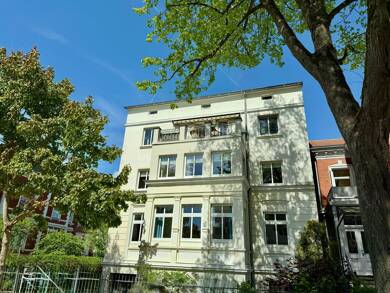 Mehrfamilienhaus zum Kauf als Kapitalanlage geeignet 1.200.000 € 573,7 m² 370 m² Grundstück Lübeck 23564