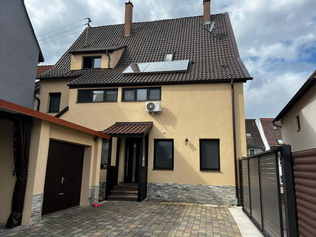 Mehrfamilienhaus zum Kauf provisionsfrei 399.000 € 10 Zimmer 320 m² 820 m² Grundstück Dommelsberg Empfingen 72186