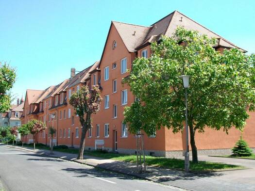 Wohnung zur Miete 409 € 3 Zimmer 76,4 m² 2. Geschoss frei ab 01.11.2026 Heinrich-Lorenz-Straße 15 Gröba Riesa 01591