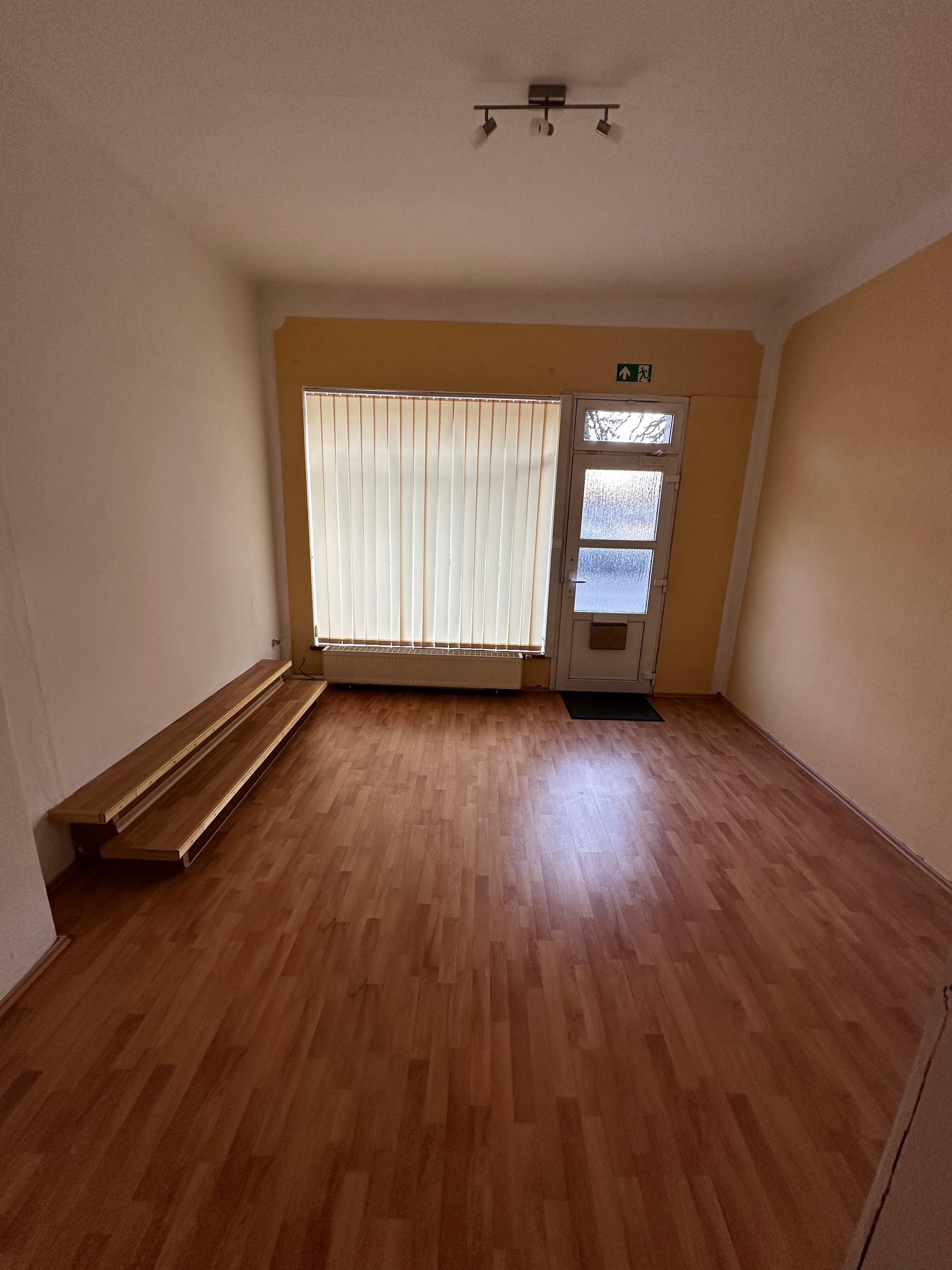 Ladenfläche zur Miete provisionsfrei 5,33 € 3 Zimmer 75 m²<br/>Verkaufsfläche Friedrichplatz 9 Torgau Torgau 04860