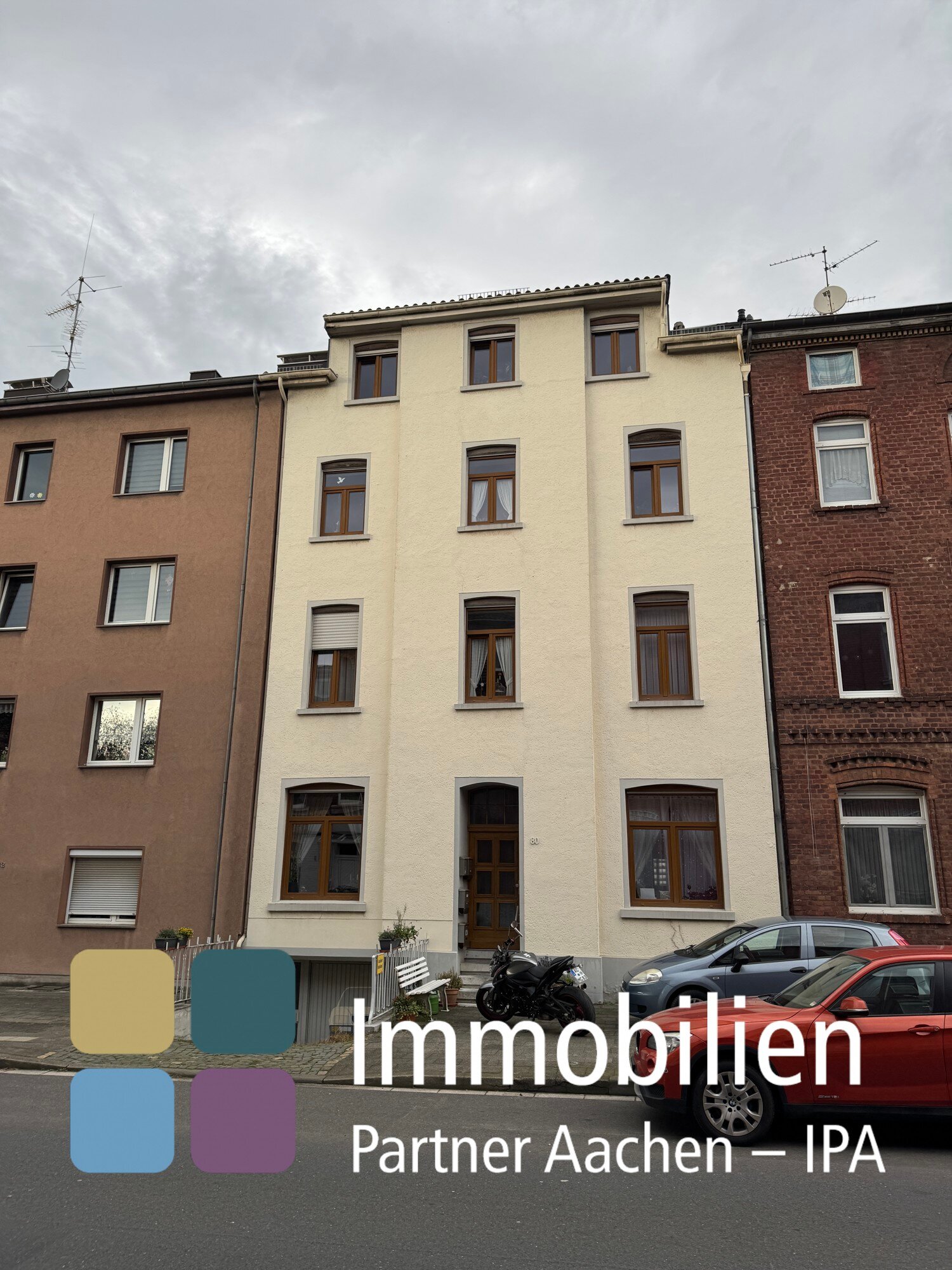 Mehrfamilienhaus zum Kauf 469.000 € 13 Zimmer 330 m²<br/>Wohnfläche 889 m²<br/>Grundstück 01.12.2024<br/>Verfügbarkeit Atsch Stolberg 52222