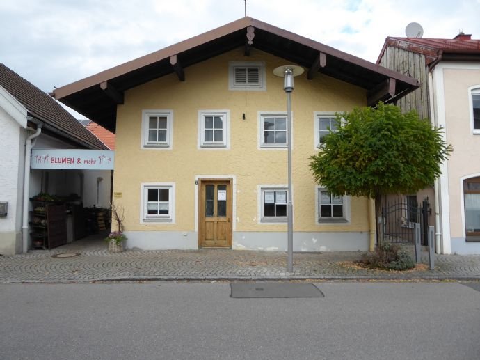 Einfamilienhaus zum Kauf 270.000 € 4 Zimmer 80,2 m²<br/>Wohnfläche 100 m²<br/>Grundstück ab sofort<br/>Verfügbarkeit Waging am See Waging a. See 83329