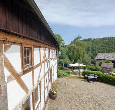 Bauernhaus zum Kauf 355.000 € 335 m² 2.285 m² Grundstück Hof Holpe Wissen 57537
