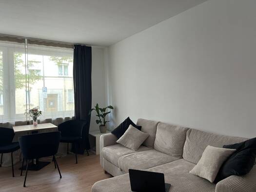 Studio zur Miete 1.400 € 1 Zimmer 30 m² Geschoss 1/6 frei ab sofort Schwabing-West München 80796