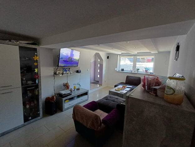 Einfamilienhaus zum Kauf provisionsfrei 330.000 € 7 Zimmer 148 m² 285 m² Grundstück Bietenhausen Rangendingen 72414