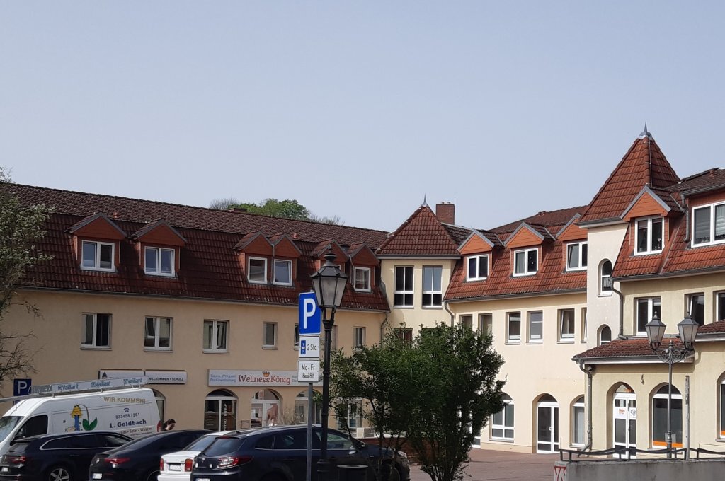 Wohnung zur Miete 350 € 2 Zimmer 51 m²<br/>Wohnfläche 15.12.2024<br/>Verfügbarkeit Uchtenhagenstraße 26 Bad Freienwalde Bad Freienwalde (Oder) 16259