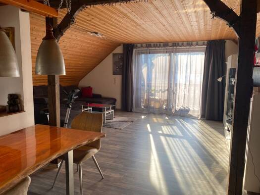 Wohnung zur Miete 800 € 3 Zimmer 104 m² Geschoss 1/2 frei ab 01.04.2026 Weinzierlein Zirndorf 90513