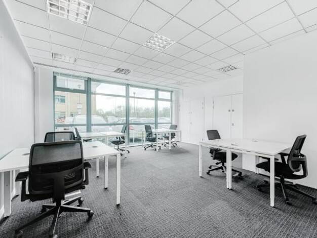 Bürofläche zur Miete provisionsfrei 120 m² Bürofläche teilbar von 100 m² bis 120 m² Berliner Straße 300 Offenbach am Main Offenbach am Main 63065