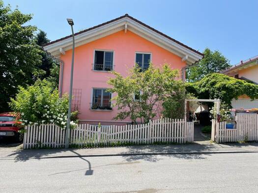 Einfamilienhaus zum Kauf provisionsfrei 1.490.000 € 9 Zimmer 217 m² 674 m² Grundstück frei ab 01.01.2027 Alpenrosenstraße 28 a Steigenberg Penzberg 82377