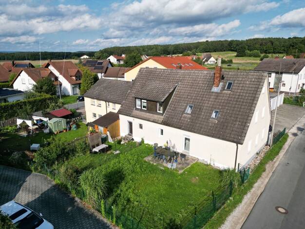 Mehrfamilienhaus zum Kauf 499.000 € 10 Zimmer 291 m² 933 m² Grundstück Heppstädt Adelsdorf 91325