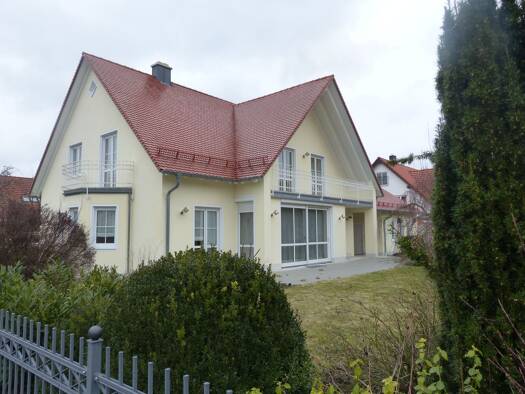 Einfamilienhaus zur Miete 1.600 € 5 Zimmer 180 m² 500 m² Grundstück frei ab 01.02.2026 Holunderweg 2 Graben 86836