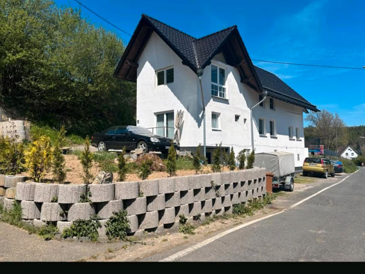 Mehrfamilienhaus zum Kauf 230.000 € 6 Zimmer 160 m² 320 m² Grundstück Neuhöfchen Forst 57537