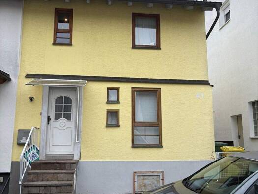 Doppelhaushälfte zum Kauf 239.000 € 2,5 Zimmer 98 m² 153 m² Grundstück frei ab 01.04.2026 Schwenningen Villingen-Schwenningen 78056