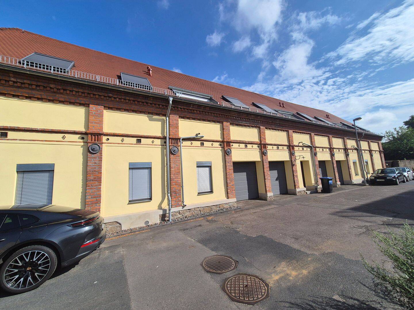 Property thumbnail 2