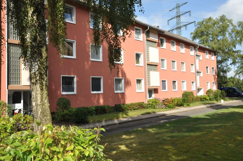 Wohnung zur Miete 570 € 2,5 Zimmer 61,6 m²<br/>Wohnfläche 1.<br/>Geschoss 15.01.2025<br/>Verfügbarkeit Saarlandhof 38 Wahlbezirk 04 Elmshorn 25335