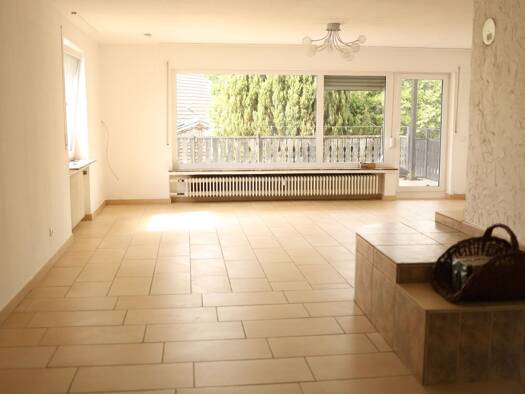 Wohnung zur Miete 750 € 4 Zimmer 100 m² Geschoss EG/2 frei ab sofort Büscheich Gerolstein 54568