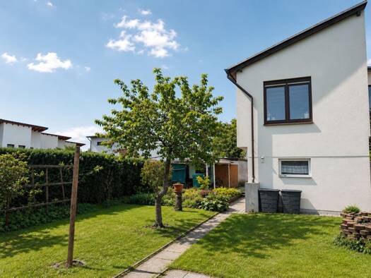 Mehrfamilienhaus zum Kauf 295.000 € 9 Zimmer 184 m² 705 m² Grundstück Ilmenau Ilmenau 98693