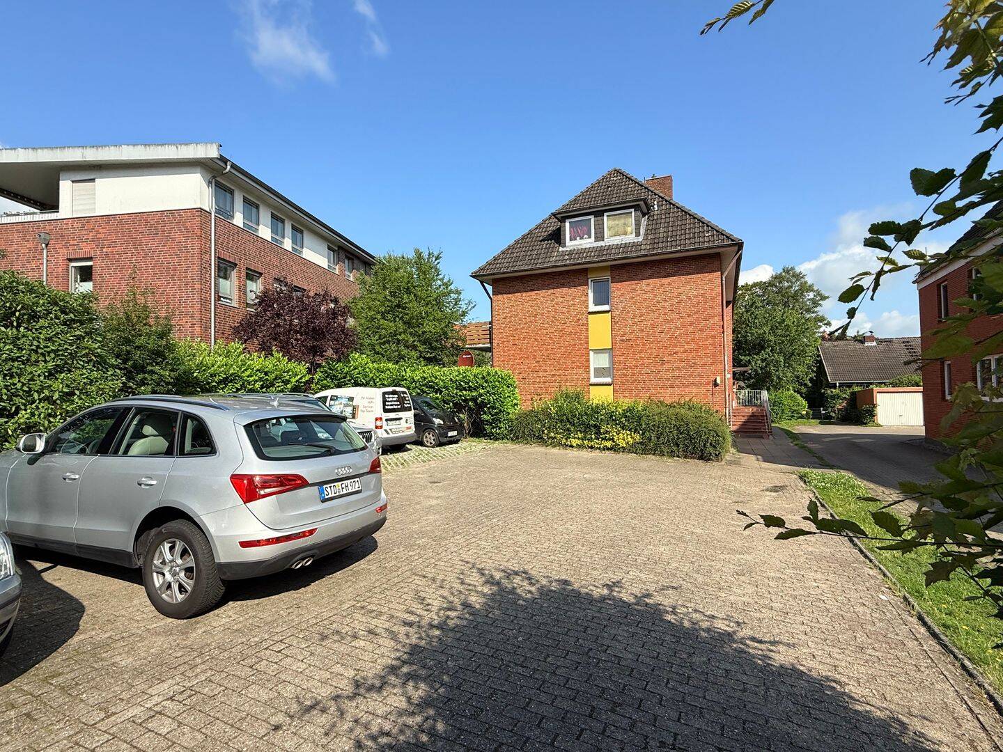 Immobilie in Stade - Stade: attraktives Mehrfamilienhaus - ideal für Investoren - Bild 3