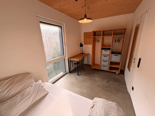 WG-Zimmer zur Miete auf Zeit 625 € 90 m² 4. Geschoss frei ab sofort Stromstraße 36 Moabit Berlin 10551