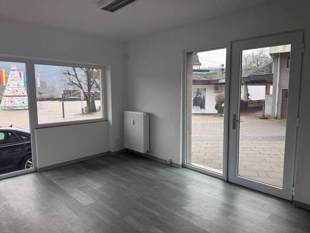 Ladenfläche zur Miete provisionsfrei 4 Zimmer Mettlach 66693