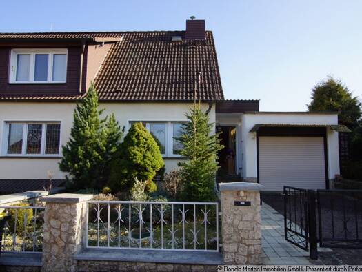 Doppelhaushälfte zum Kauf 378.000 € 5 Zimmer 118 m² 391 m² Grundstück Scharbergweg 9 Hochheim Erfurt 99094