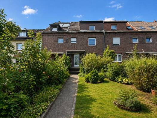 Reihenmittelhaus zum Kauf 500.000 € 8 Zimmer 138,6 m² 330 m² Grundstück Gerresheim Düsseldorf 40625
