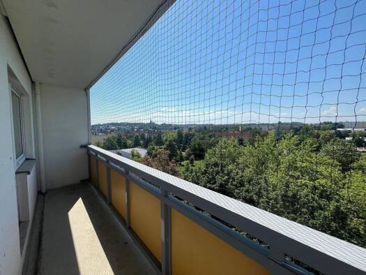 Wohnung zur Miete 434 € 4 Zimmer 75 m² 7. Geschoss frei ab sofort Neuplanitzer Straße 35 Neuplanitz Zwickau 08062