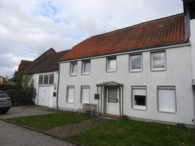 Mehrfamilienhaus zum Kauf als Kapitalanlage geeignet 180.000 € 7 Zimmer 230 m² 486 m² Grundstück Braunschweiger Str. 17 Brome Brome 38465