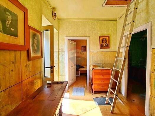 Haus zum Kauf 250.000 € 8 Zimmer 125 m² Kali