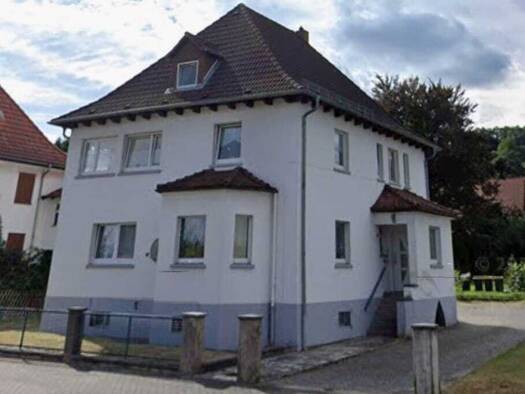 Wohnung zum Kauf provisionsfrei 79.000 € 3 Zimmer 90 m² 1. Geschoss Eisenacher Straße 34 Heimboldshausen Philippsthal 36269
