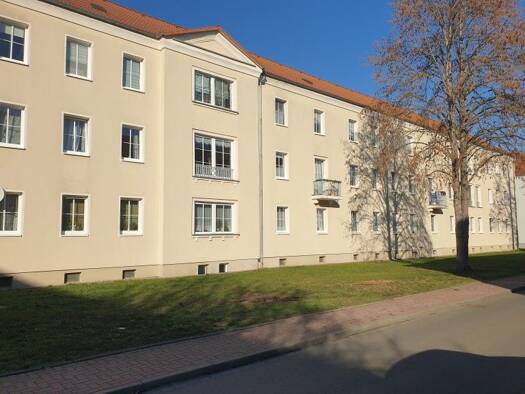 Wohnung zur Miete 403 € 3 Zimmer 66,9 m² 2. Geschoss frei ab 01.11.2026 Goethestraße 3 Braunsbedra Braunsbedra 06242