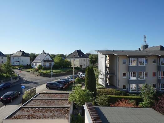 Wohnung zur Miete 204 € 2 Zimmer 38 m² 1. Geschoss An der Steilen Wand 45 Meerane 08393