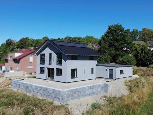 Einfamilienhaus zum Kauf - Erstbezug provisionsfrei 569.000 € 5 Zimmer 147 m² 934 m² Grundstück frei ab 01.10.2026 Walburg Hessisch Lichtenau 37235