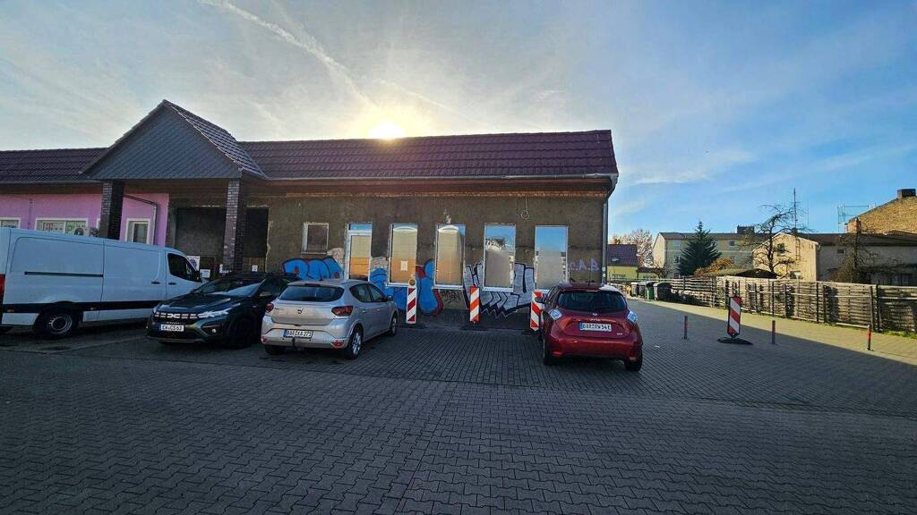 Verkaufsfläche zur Miete 1.500 € 1 Zimmer 57 m² Verkaufsfläche Finow Eberswalde 16227