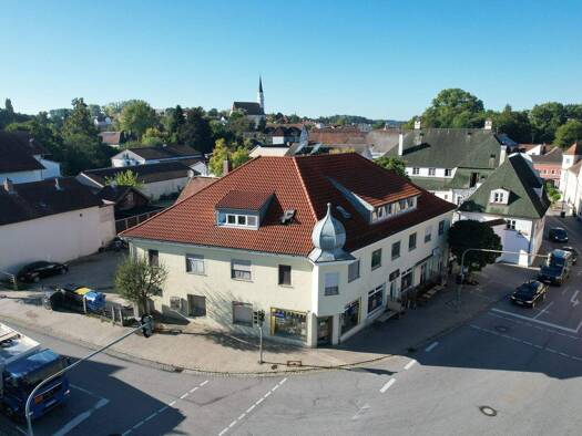 Mehrfamilienhaus zum Kauf provisionsfrei 1.097.000 € 24 Zimmer 546,9 m² 700 m² Grundstück Arnstorf 94424