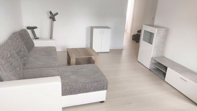 Wohnung zur Miete 875 € 2 Zimmer 41,3 m²<br/>Wohnfläche 1.<br/>Geschoss Ernst-Thälmann-Straße 1 Rüdersdorf Rüdersdorf bei Berlin 15562