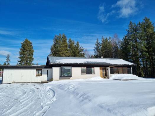 Einfamilienhaus zum Kauf provisionsfrei 135.000 € 6 Zimmer 160 m² 1.211 m² Grundstück frei ab 01.05.2026 Enstigen 7 Vidsel 94295