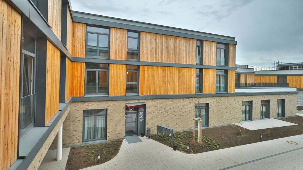 Studio zur Miete 534 € 1 Zimmer 31 m² 2. Geschoss frei ab sofort Mainzer Straße 1 a-d Sömmerda 99610