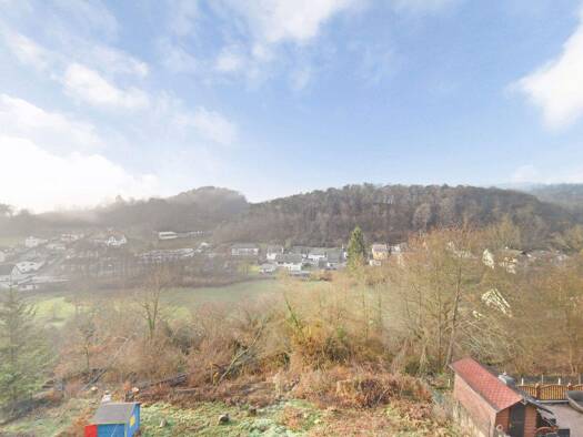 Einfamilienhaus zum Kauf 227.000 € 6 Zimmer 185 m² 738 m² Grundstück Bicken Mittenaar 35756