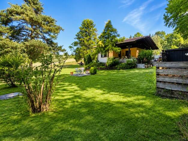 Haus zum Kauf 80.000 € 3 Zimmer 40 m² 2.066 m² Grundstück Kälberbach Neuburg a.Inn 94127