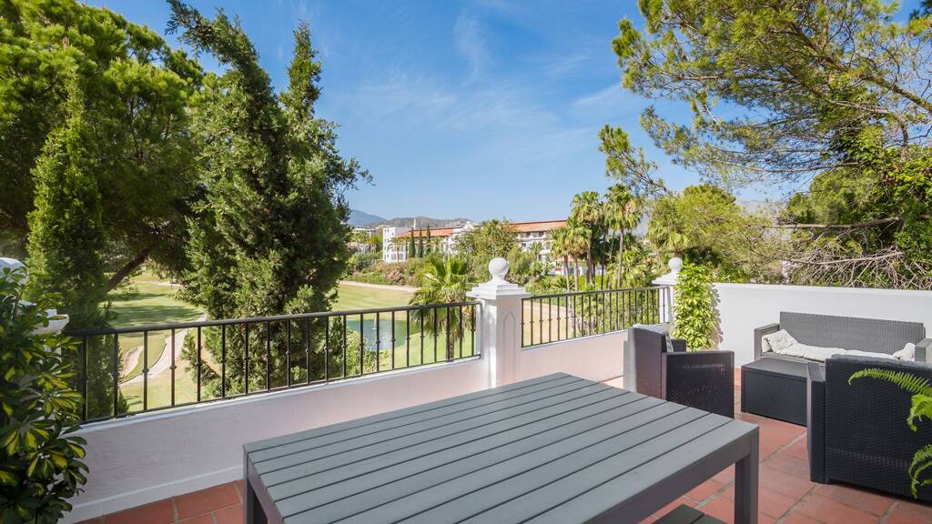 Stadthaus zum Kauf 875.000 € 5 Zimmer 352 m² Benahavis 29679