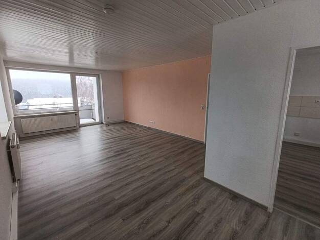 Wohnung zur Miete 685 € 1 Zimmer 91,9 m² Geschoss 2/3 frei ab sofort Holenbrunn Wunsiedel 95632