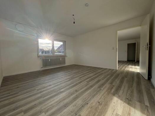 Wohnung zum Kauf 155.000 € 2 Zimmer 65 m² UG frei ab sofort Regenstauf 93128