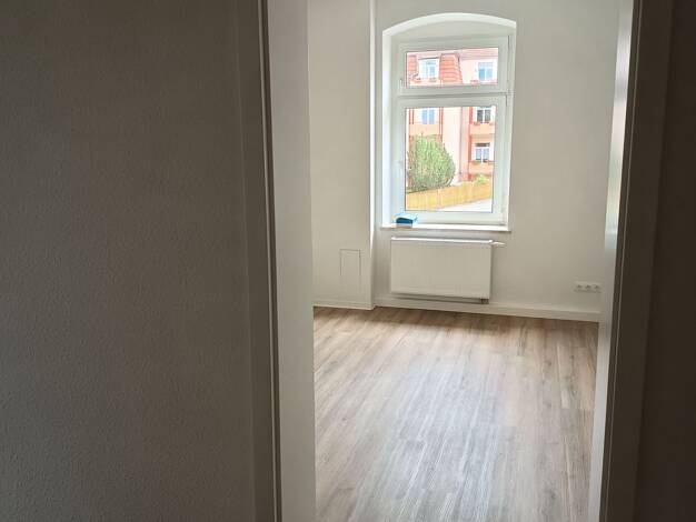 Wohnung zur Miete 1.000 € 96 m² frei ab sofort Salutstraße 53 Eckersbach Zwickau 08066