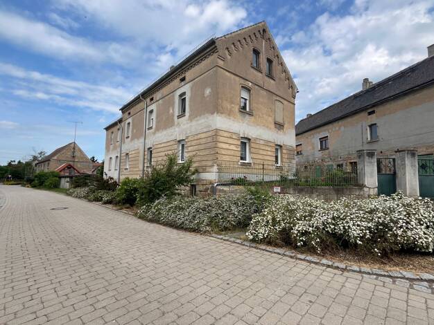 Mehrfamilienhaus zum Kauf 104.950 € 7 Zimmer 153 m² 1.155 m² Grundstück Aupitz Hohenmölsen 06679