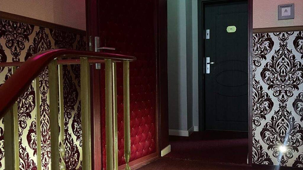 Haus zum Kauf 2.200.000 € 17 Zimmer 484 m² 668 m² Grundstück Rahlstedt Hamburg 22149