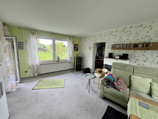 Einfamilienhaus zum Kauf 215.000 € 8 Zimmer 184 m² 625 m² Grundstück Am Berge 9 Sudershausen Nörten-Hardenberg 37176