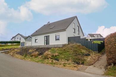 Einfamilienhaus zum Kauf 449.000 € 5 Zimmer 150 m² 720 m² Grundstück frei ab 01.09.2025 Bettingen Bettingen 54646